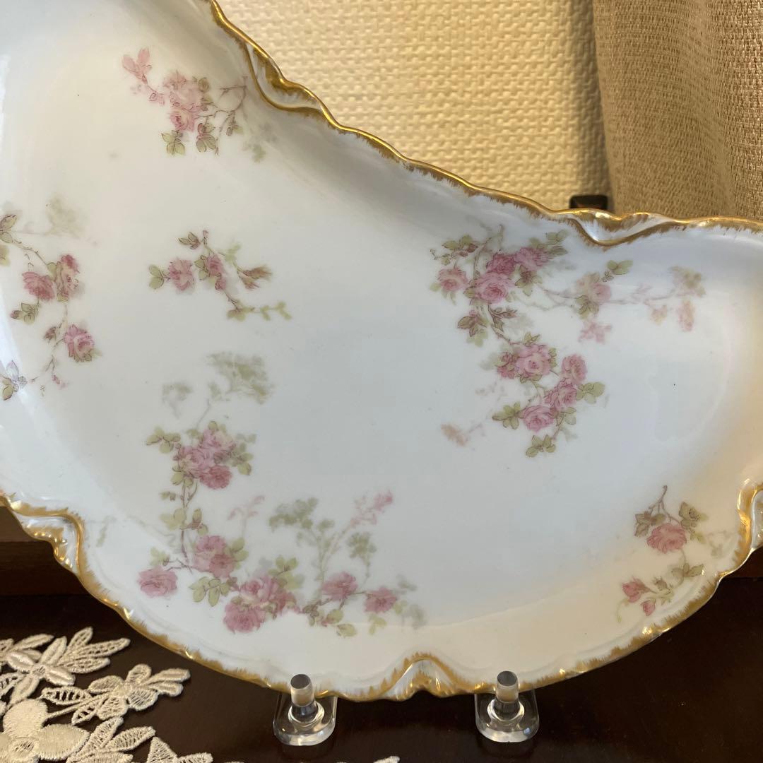 フランスアンティーク　アヴィランド　薔薇柄クレセント皿