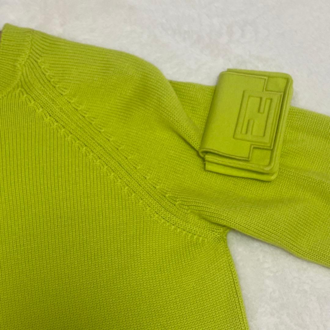 FFロゴ✨フェンディ2022年製 クールネック プルオーバー ポーチ ニット