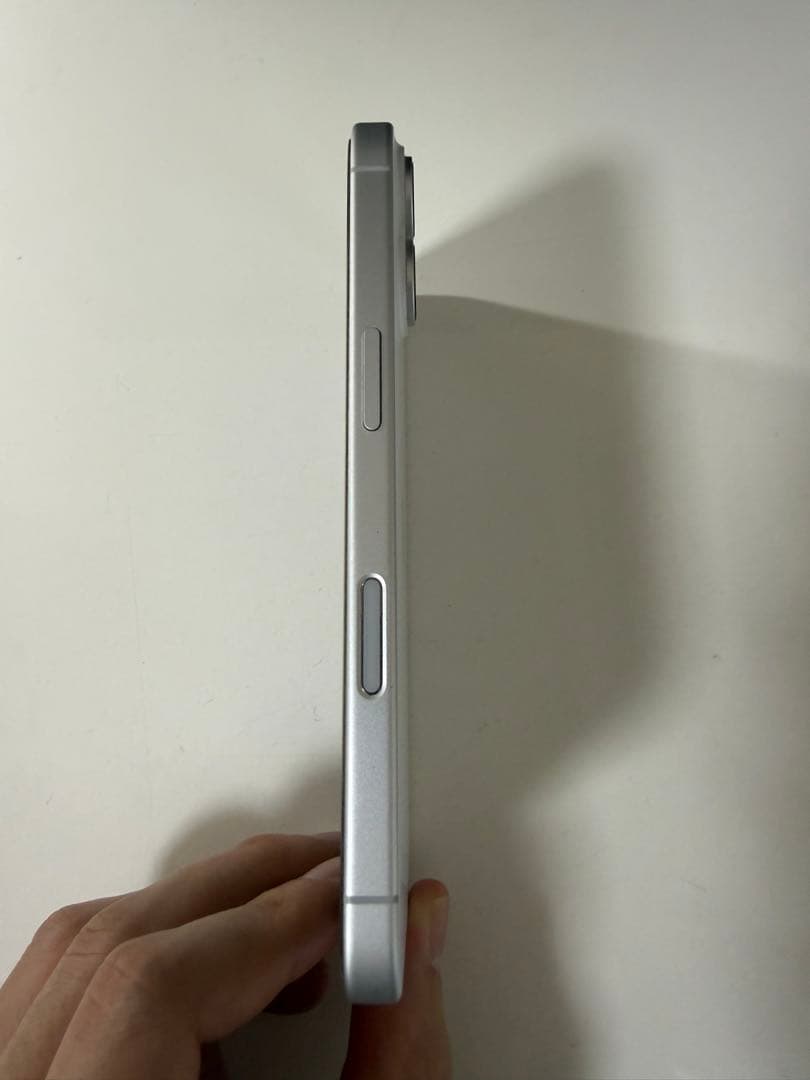 スマートフォン本体 iPhone 16 256GB