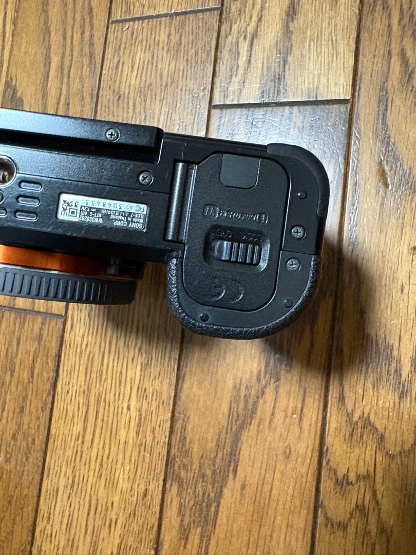 SONY α7初代 + バッテリーグリップ VG-C1EM 中古美品（訂正あり）