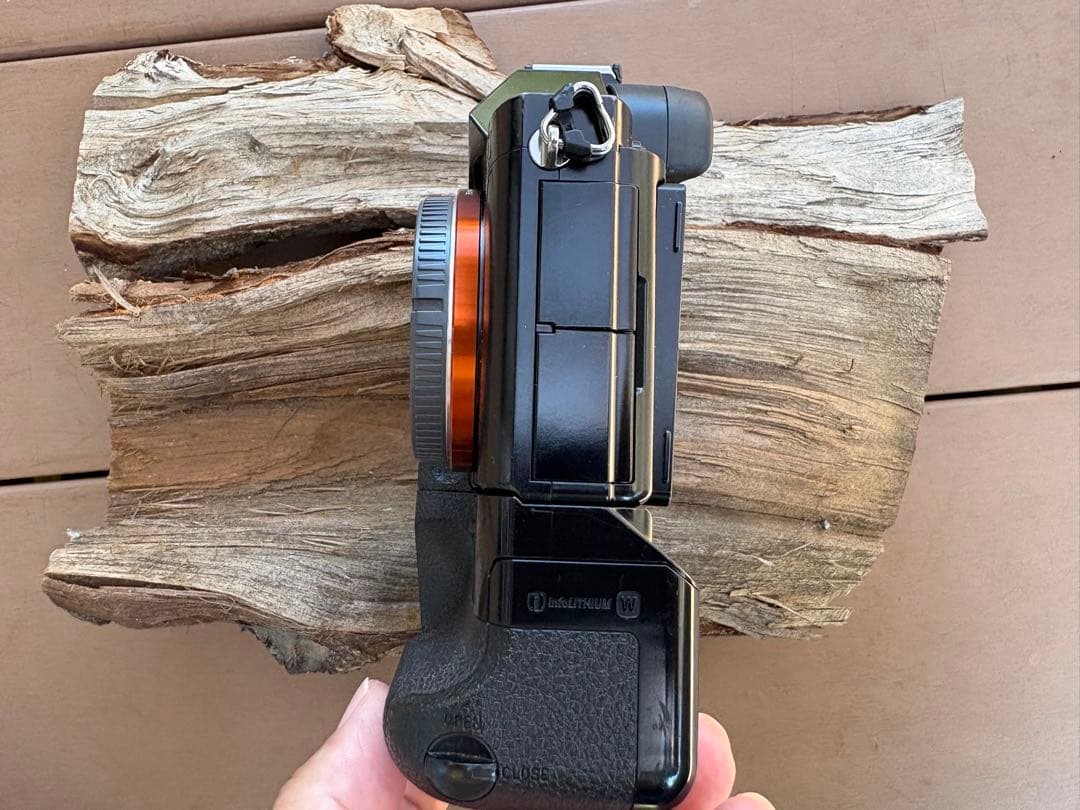 SONY α7初代 + バッテリーグリップ VG-C1EM 中古美品（訂正あり）