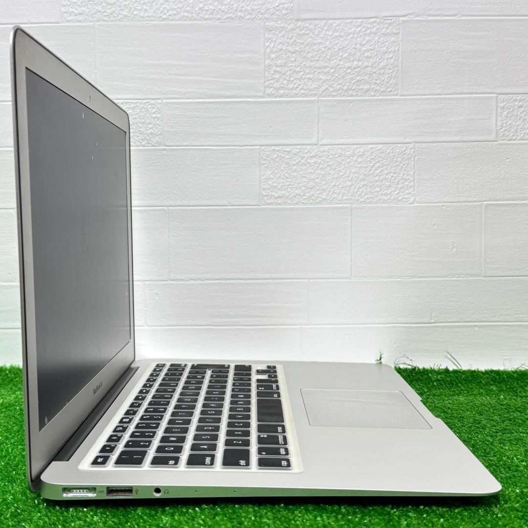 MacBook Air i5 SSD256GB 4GBノートパソコンPC