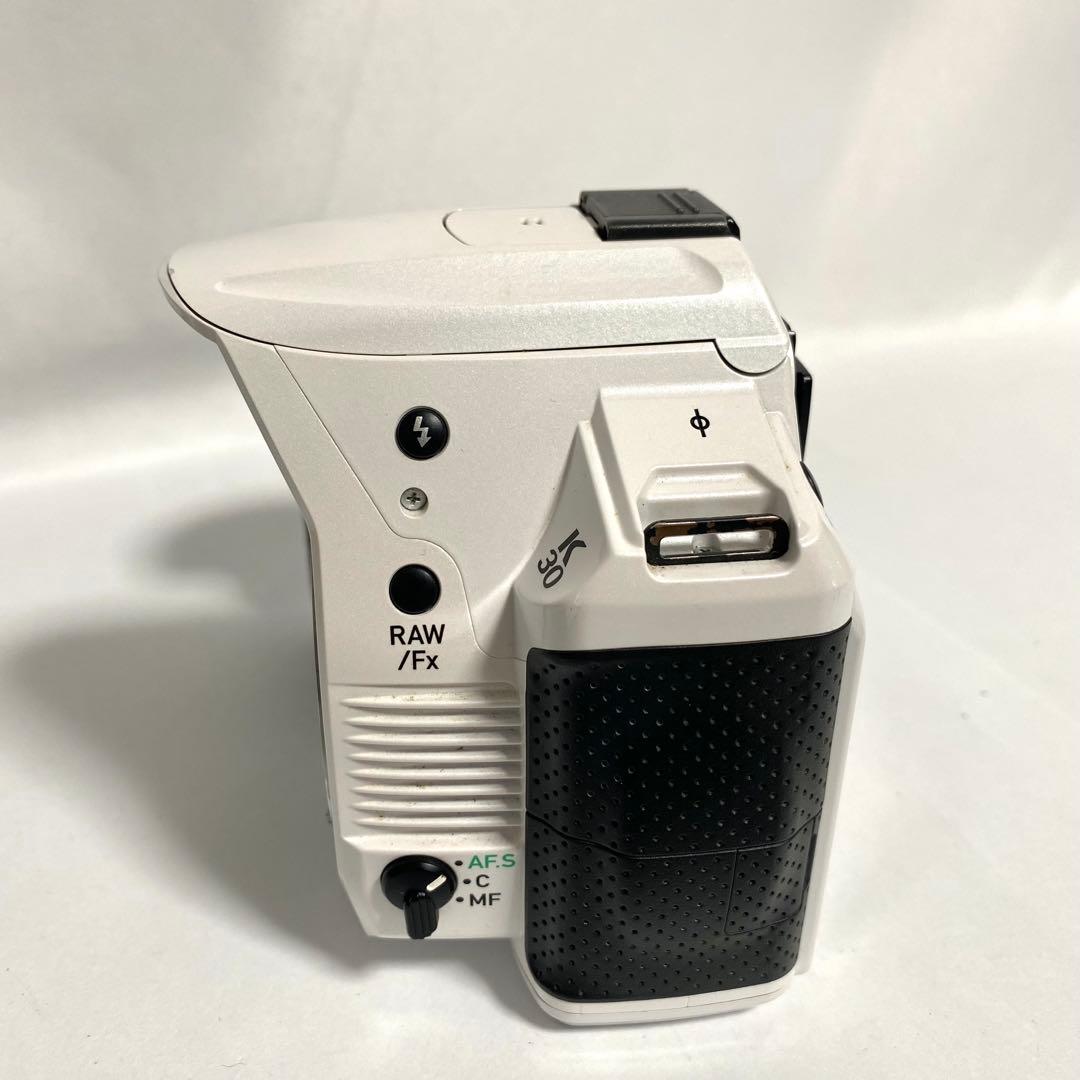 PENTAX デジタル一眼レフカメラ K30 ホワイト ボディ