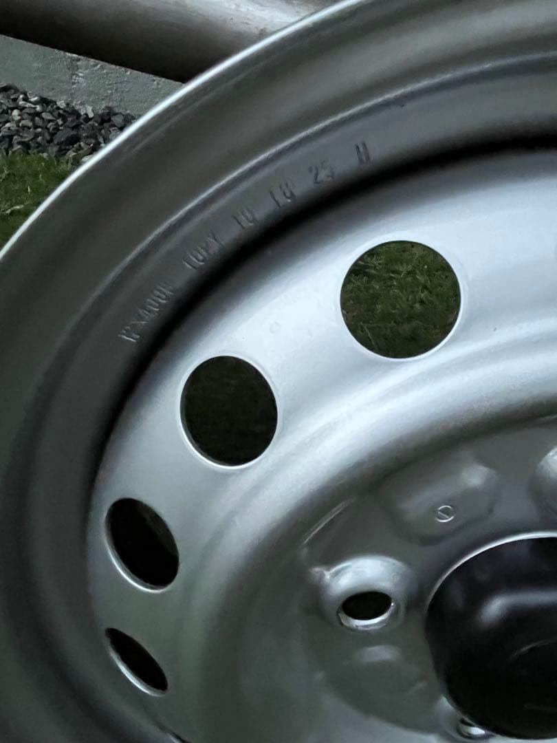 送料込み　新車外し　ダイハツハイゼットトラック　エクストラジャンボ　純正ホイール