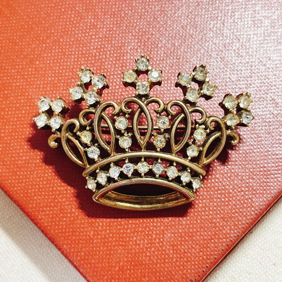 トリファリ ゴールド 大きめ 王冠のブローチ ピン