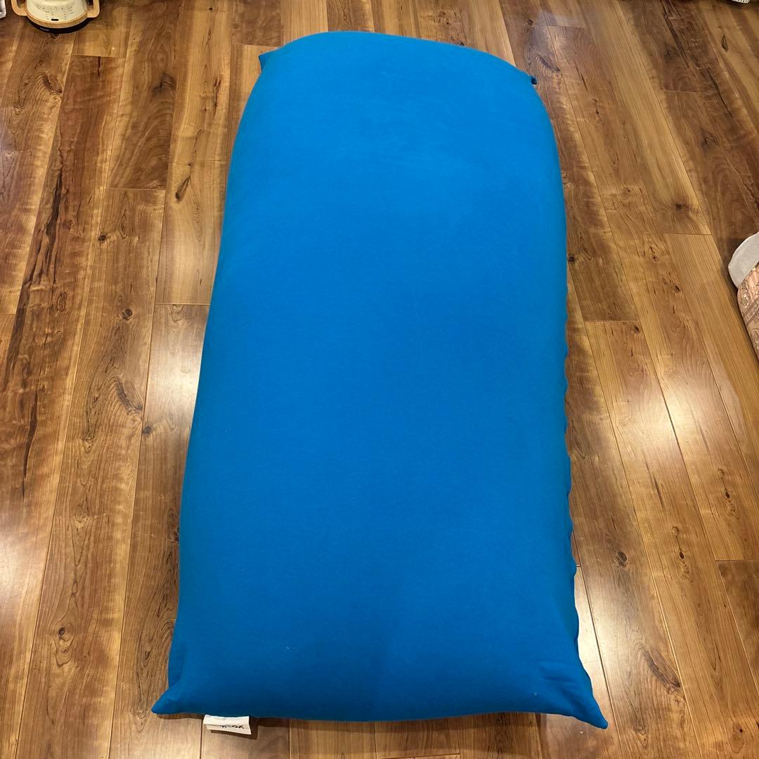 yoibo ヨギボーマックス　青　MAX 名古屋市手渡し希望