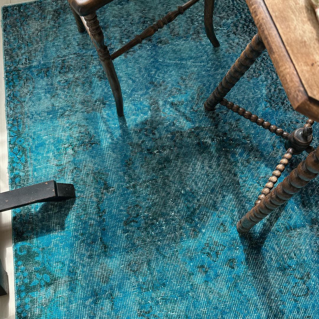 トルコ ヴィンテージラグ A56 ターコイズブルー コバルトブルー オーバーダイ