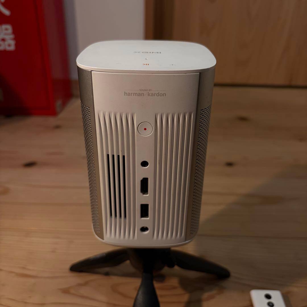 XGIMI モバイルプロジェクター Mogo XJ03W 三脚 付き
