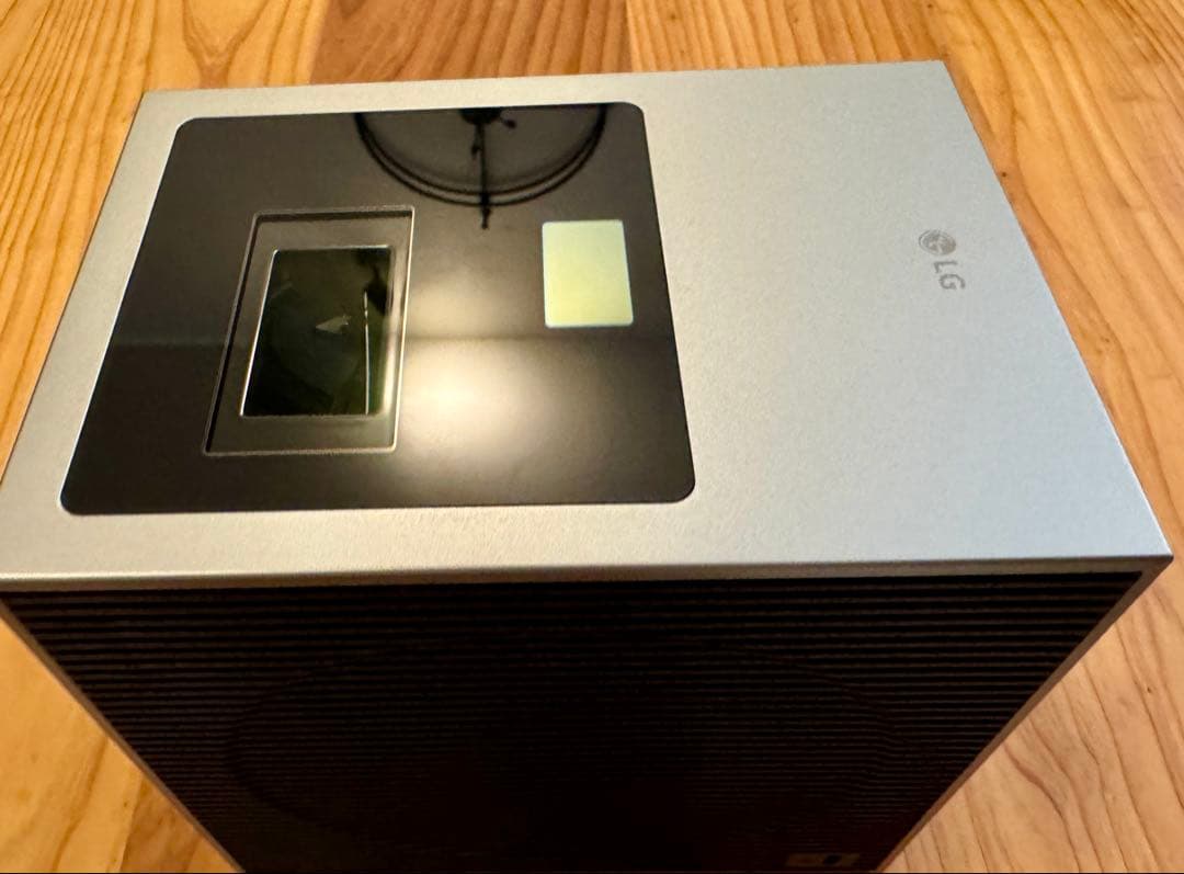 LG CineBeam S 超短焦点 4KコンパクトプロジェクターPU615U