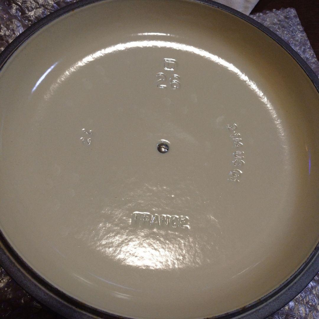 ル・クルーゼ(LE CREUSET) ホーロー鍋 26cm　青
