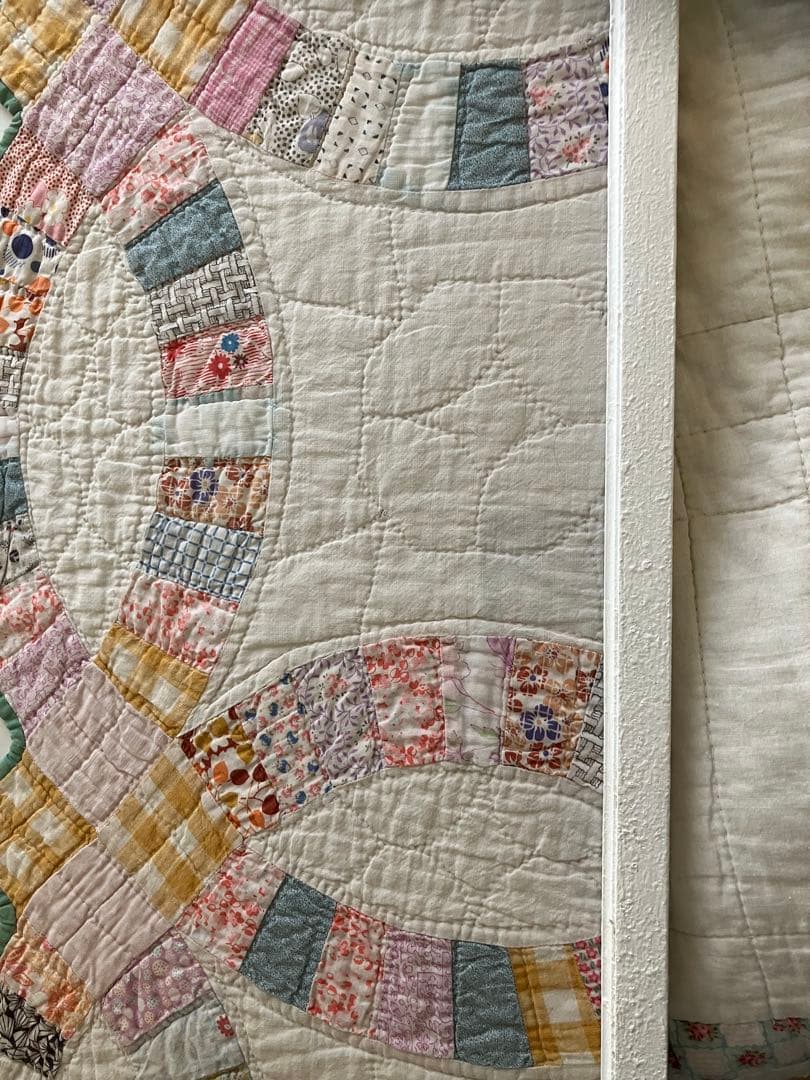 アンティークキルト　ダブルウエディング　フレームキルト