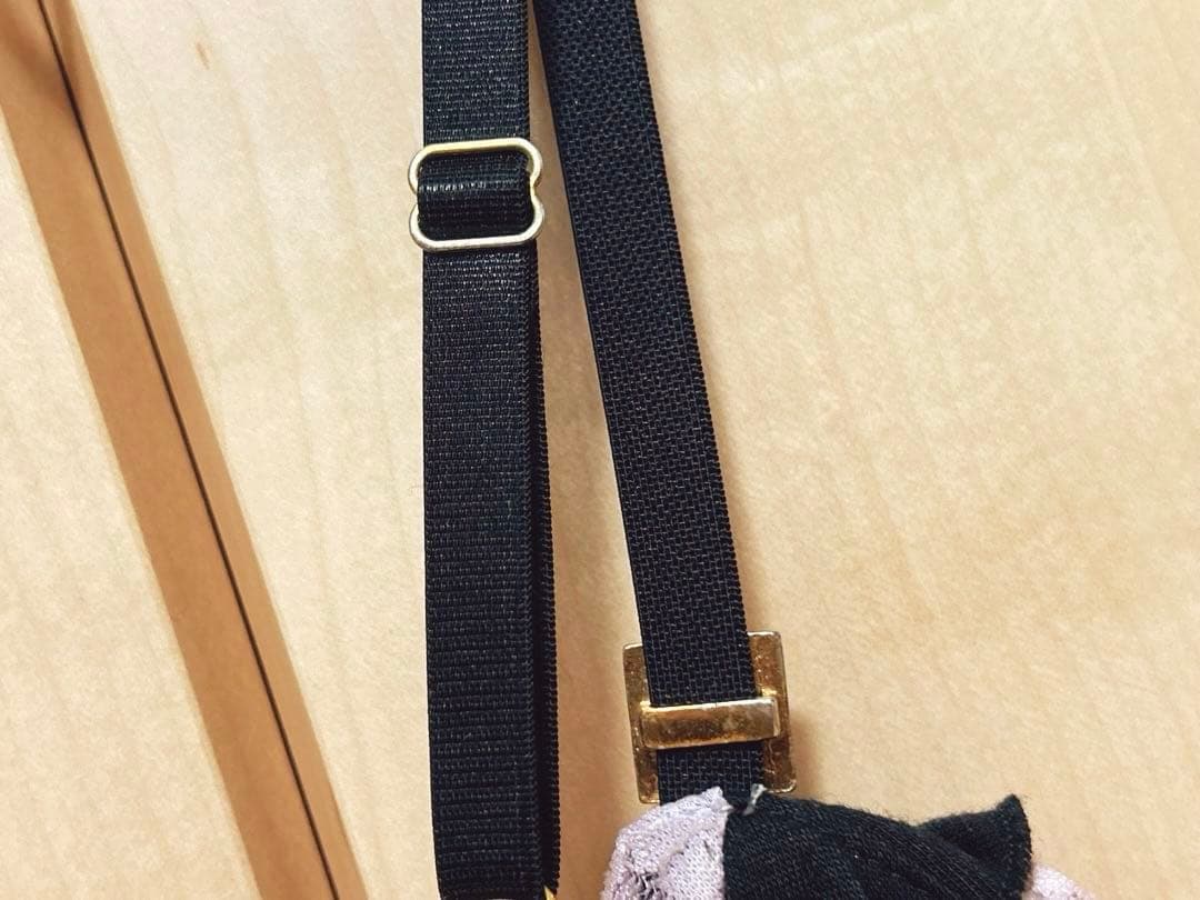 GOLDS♡肩紐ビジュー♡ふりふりラッフルフリル♡レースキャミトップスⅡ♡BK