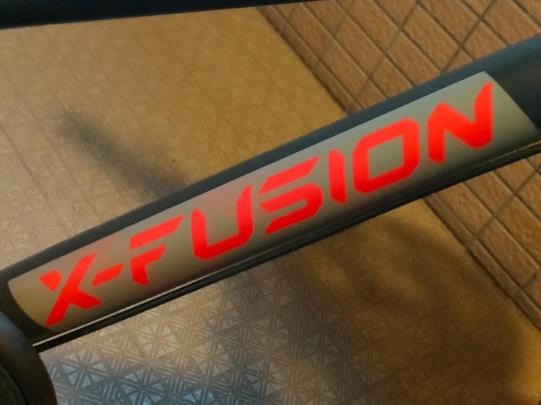【引取限定/東京都江東区】X-FUSION 外装6段 黒 24インチ