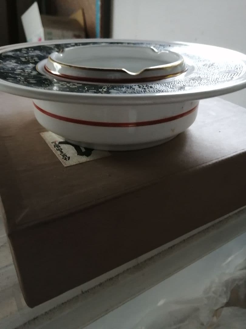 高級品‼️九谷焼　青粒鉄仙　7号灰皿