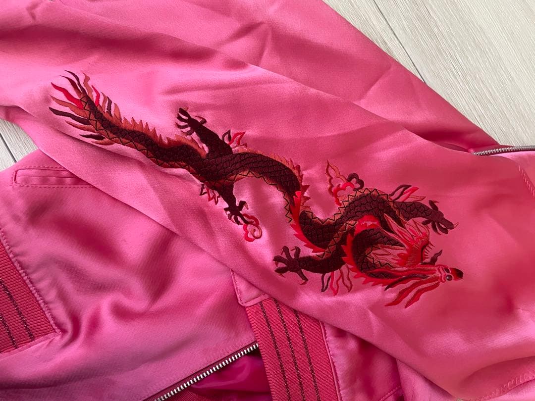 超美品　VIVIENNE TAM ピンク スカジャン