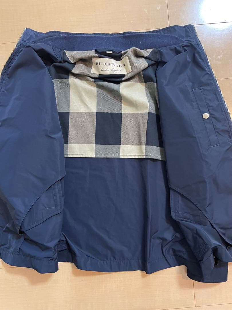 極美品✨バーバリーブリット　ナイロンジャケット　ホースロゴ　ダブルジップ　M