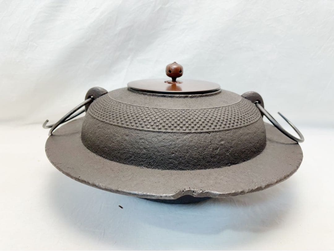 ほぼ未使用 茶道具 金谷浄雲造 透木釜 带霰 釜印 釜鐶 透木板付 元箱