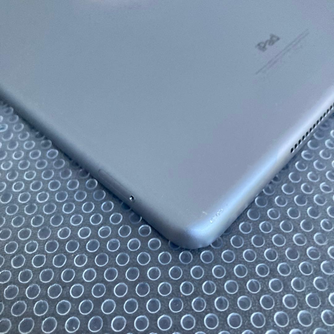 3954【早い者勝ち】電池良好☆iPad6 第6世代 32GB SIMフリー☆