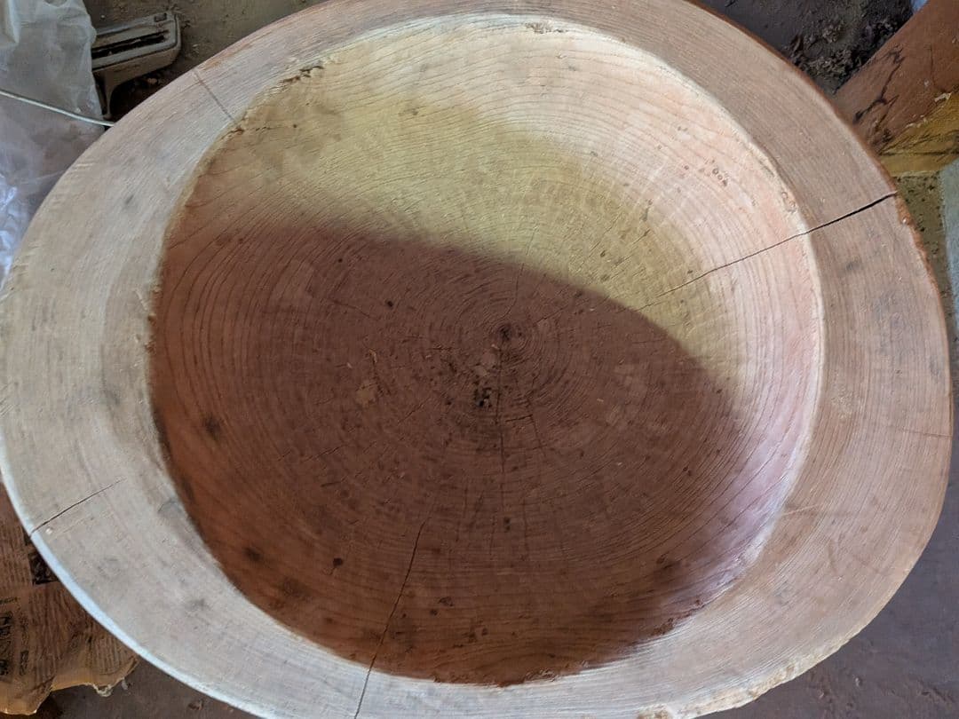 木製 円筒形 臼 亀裂あり　アンティーク　何かに