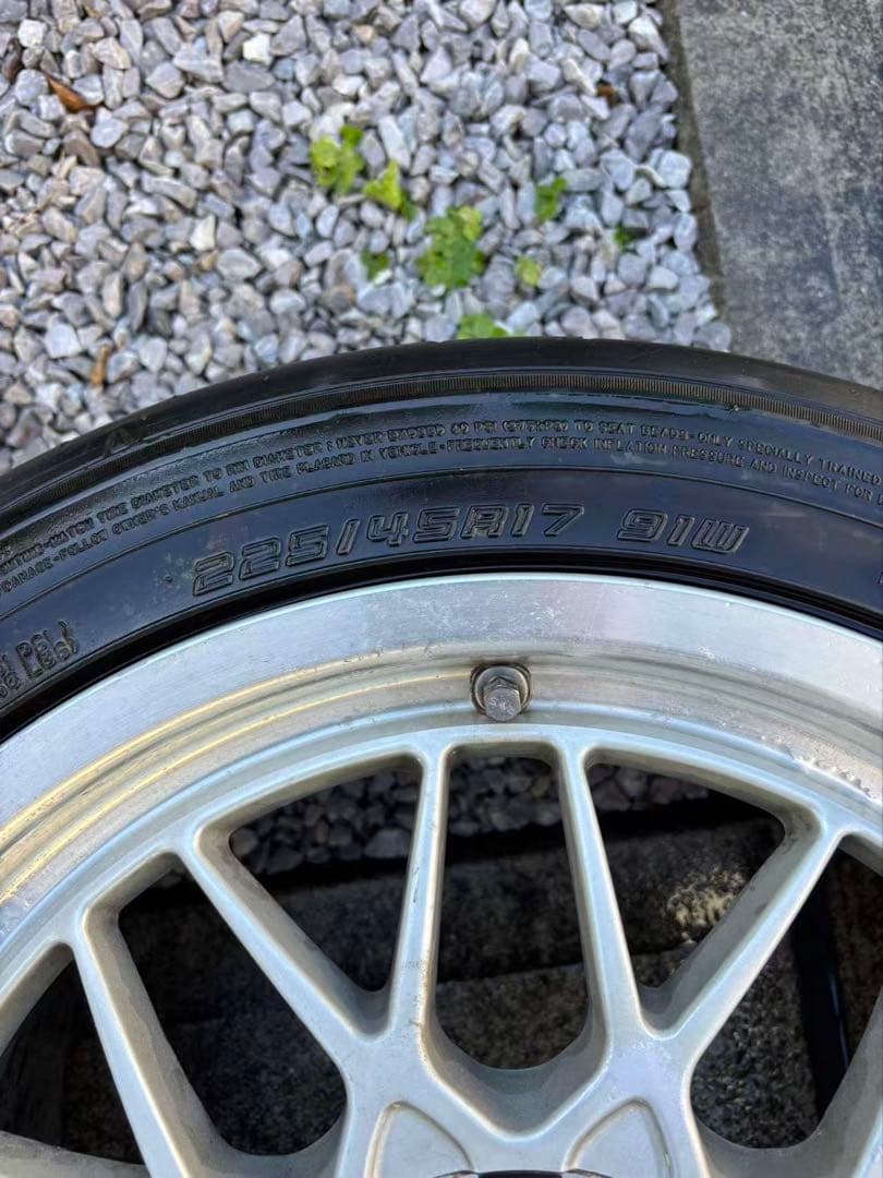 255/40R17 ２本、　225/45R17 2本