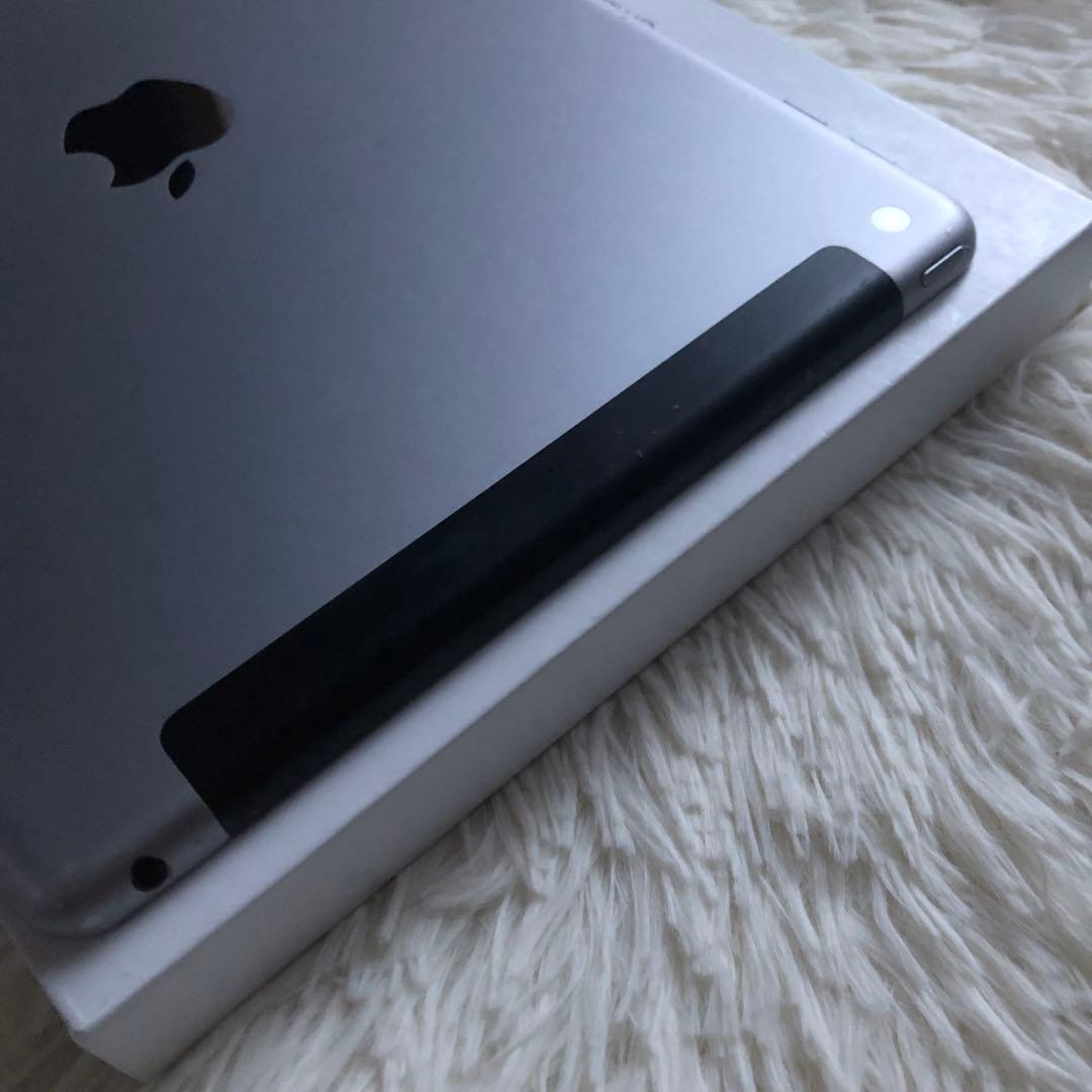 【人気商品】iPad 第6世代 128GB SIMフリー 【すぐ発送】