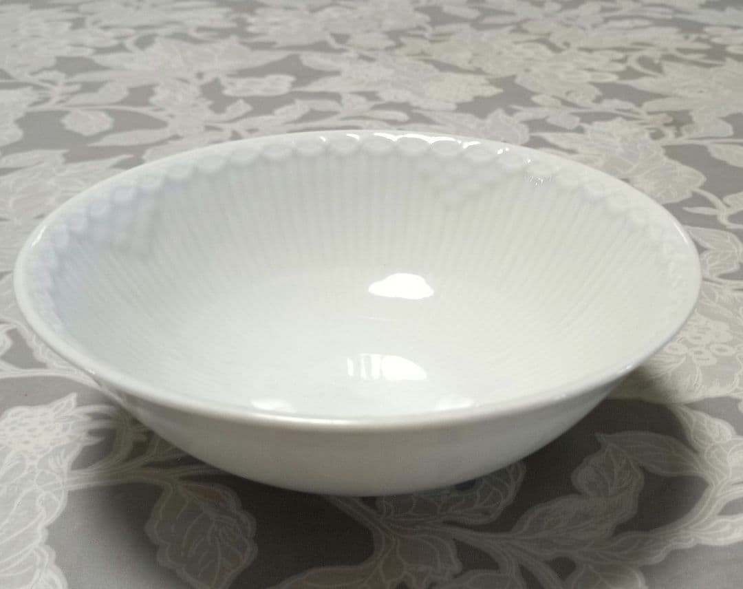 ロイヤルコペンハーゲン 4枚セット ホワイトハーフレース スープ シリアルボウル