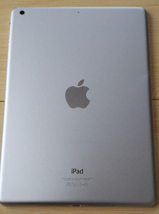 iPad Air Wi-Fi 64GB MD790J/A  ジャンク品