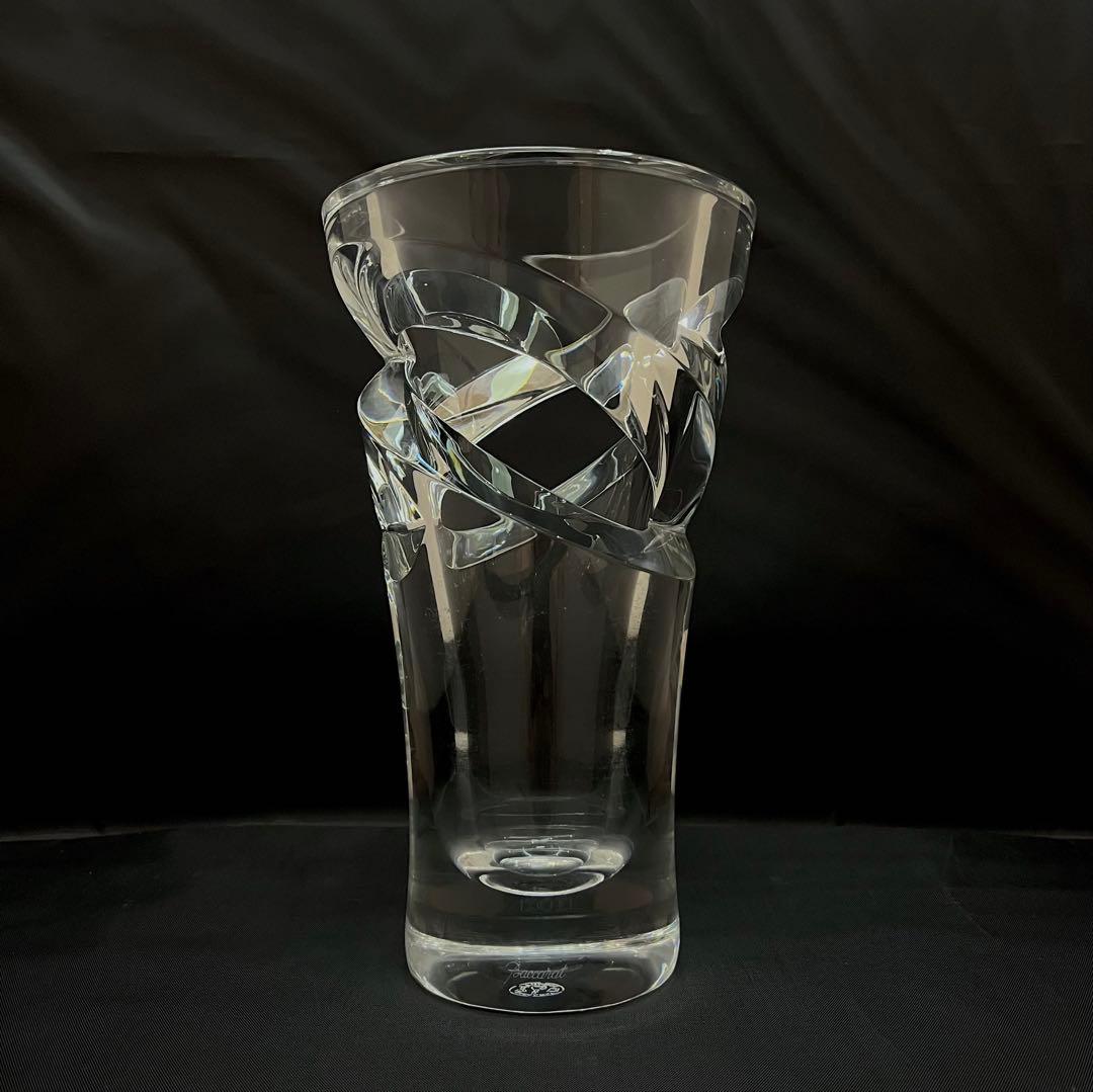 ハ*ナ様 バカラ トルネード 花瓶 斬新なデザインが高級感溢れるフラワーベース