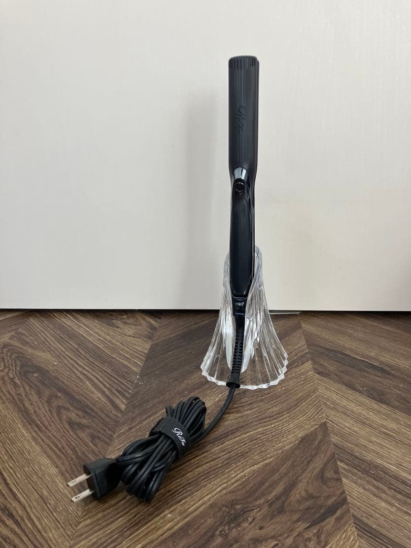 リファ　ストレートアイロンプロ　ブラック