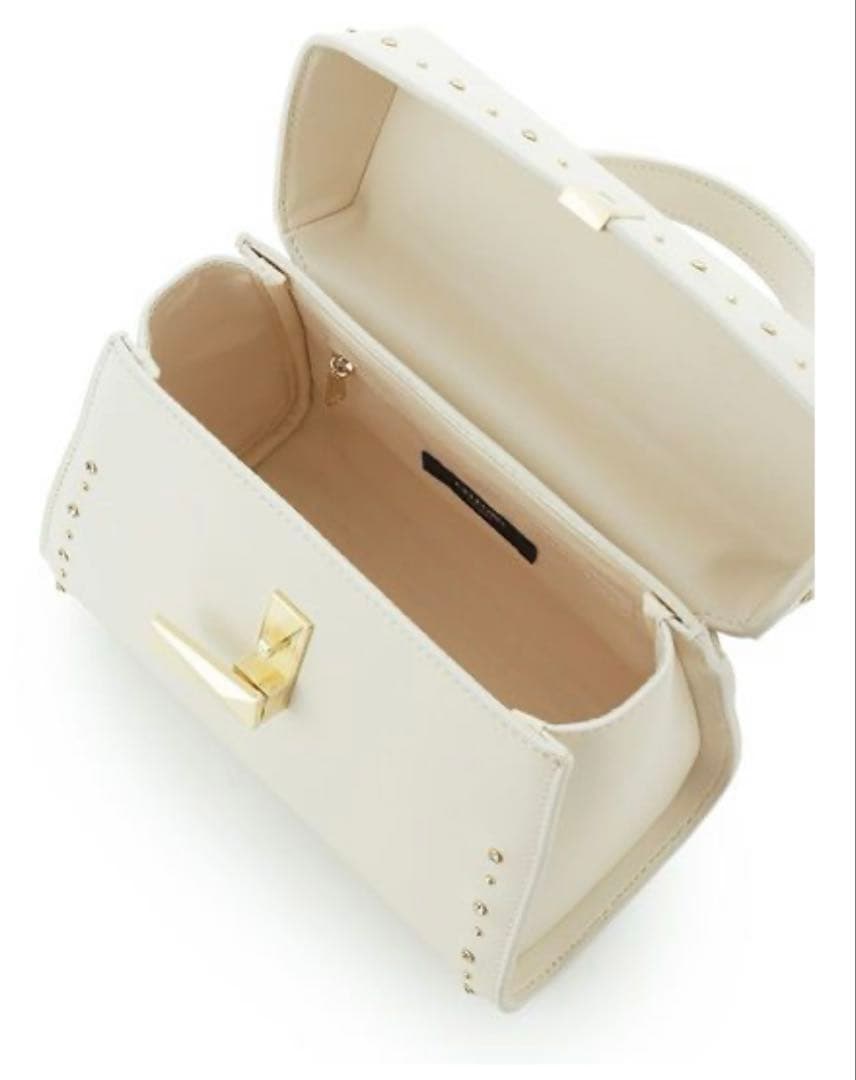 【リュタン】ビジュースタッズポシェット（M） IVR