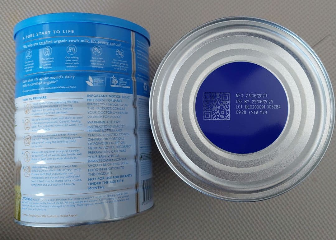 赤ちゃん安全のBellamysベラミーズ・オーガニック牛ミルク３缶