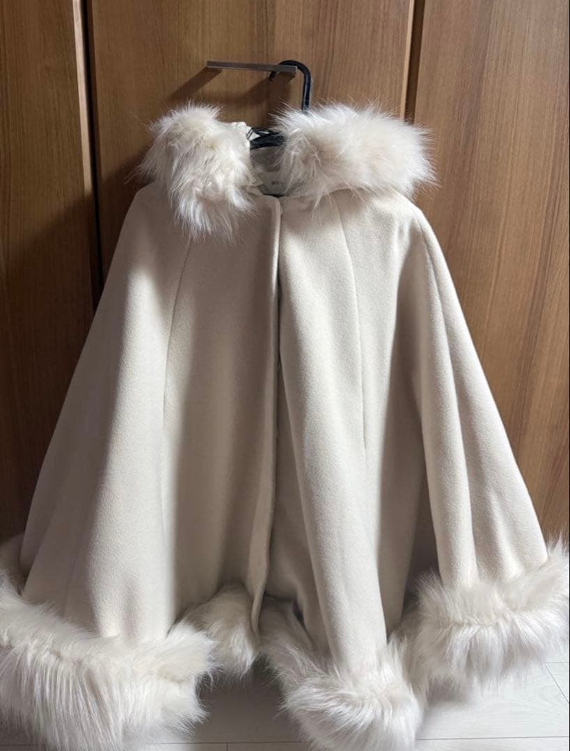  PARTY ZOZO限定 フードファーケープコート オフホワイト