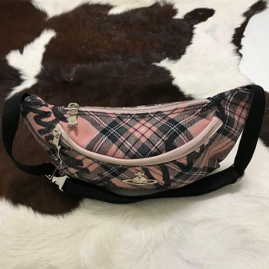 未使用美品！イタリア製 Vivienne Westwood ウエストポーチピンク