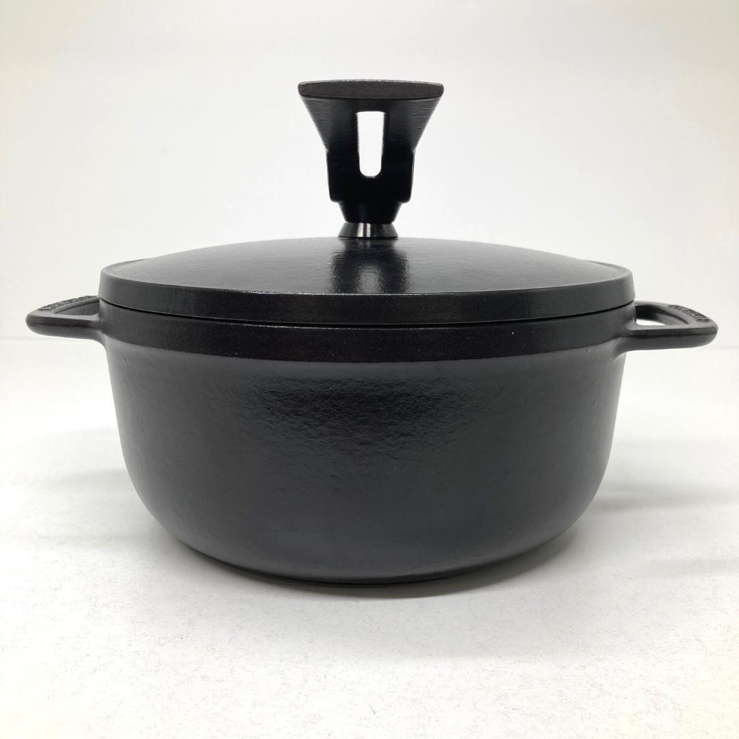 美品　VERMICULAR バーミキュラ　鋳物ホーロー鍋　オーブンポット2