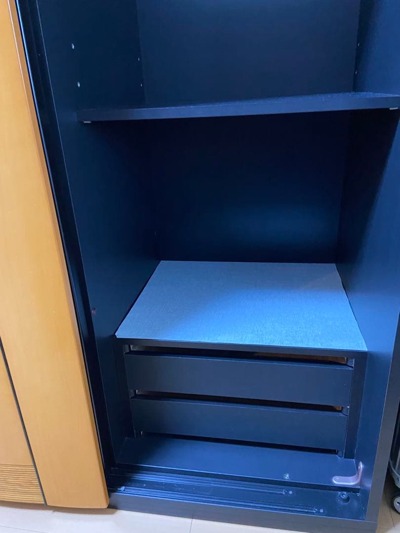 木目調クローゼット ミラー扉付き