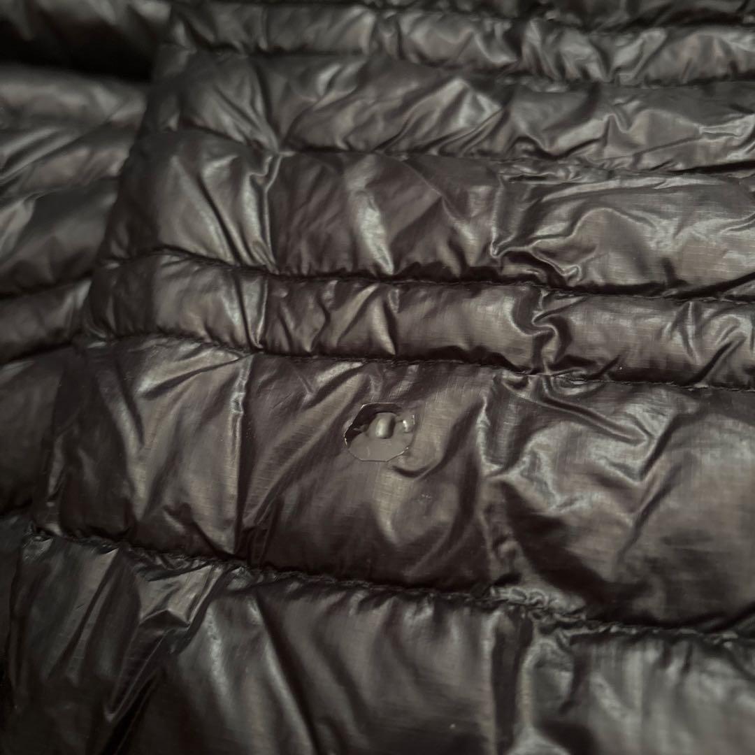 パタゴニアダウンパーカー黒　サイズＬ