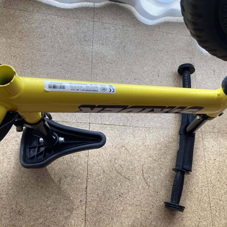 STRIDER sport スポーツ 12インチ 黄色 ストライダー