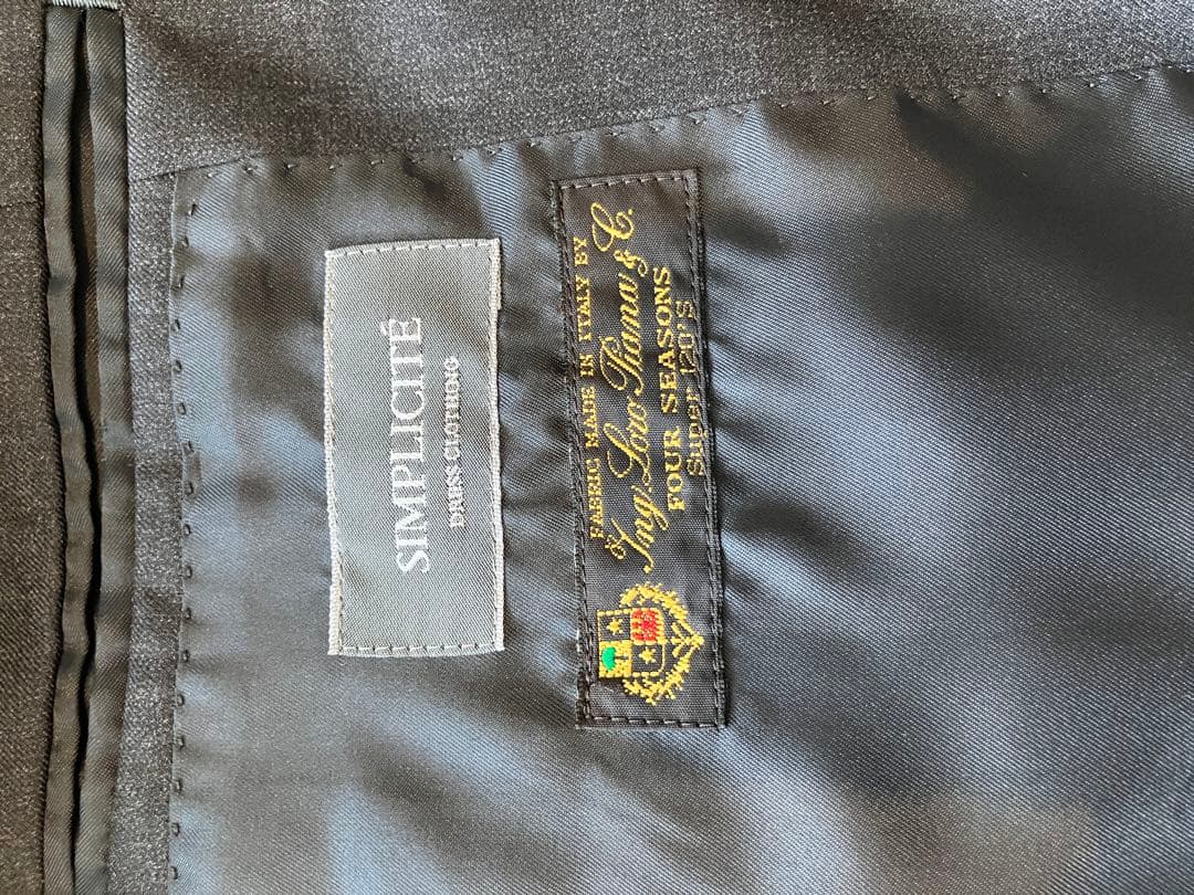 ロロピアーナ　スーツ　グレー　48