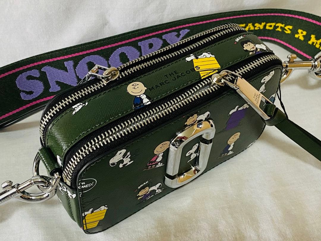 MARC JACOBS スヌーピーコラボ カメラバッグ ダークグリーン
