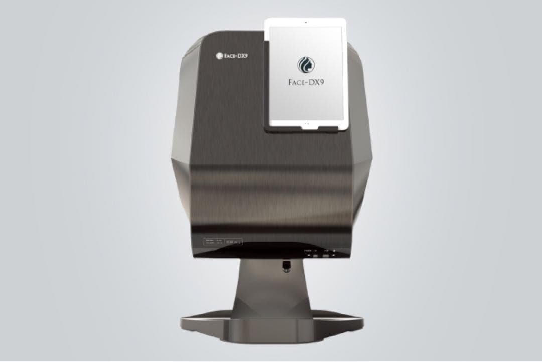 エストラボ　　FACE-DX9 美肌診断機