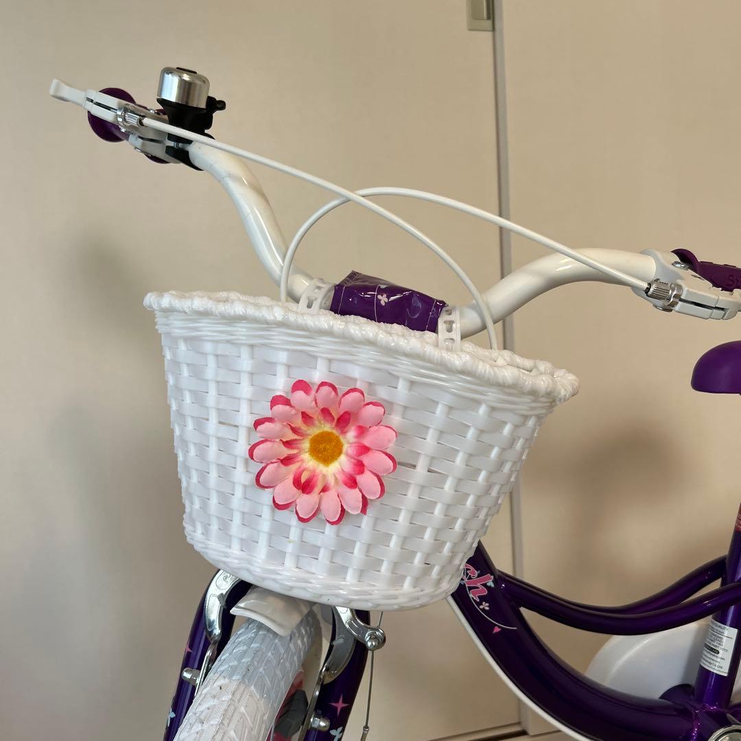 新品　外での使用なし　子供用自転車 紫色 16インチ　女の子　パープル
