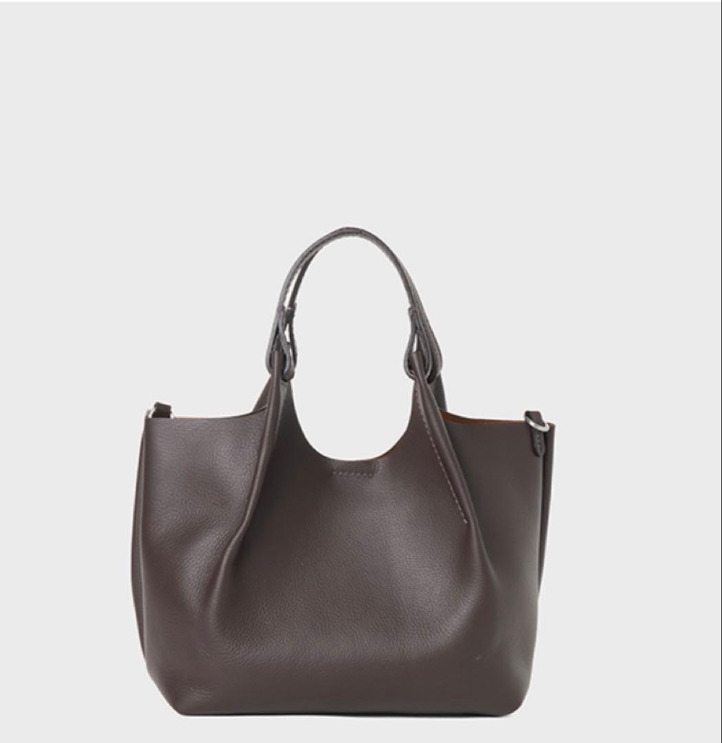 【新品未使用】GIANNI CHIARINI デュア Sイタリア製　半額価格