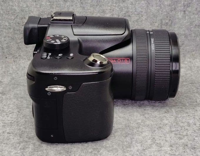 Panasonic LUMIX DMC-FZ50 デジタルカメラ