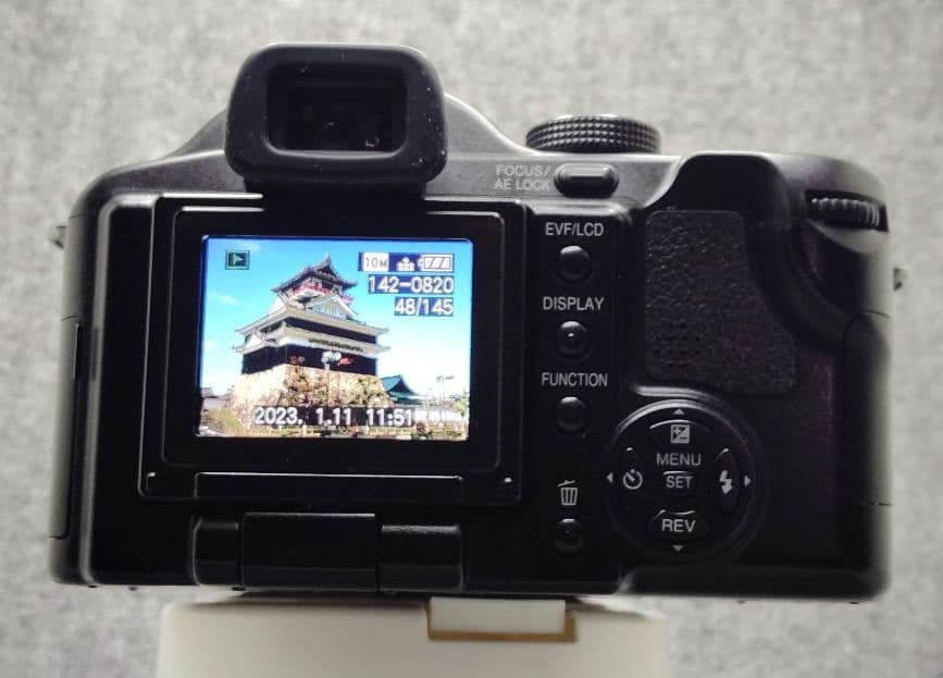 Panasonic LUMIX DMC-FZ50 デジタルカメラ