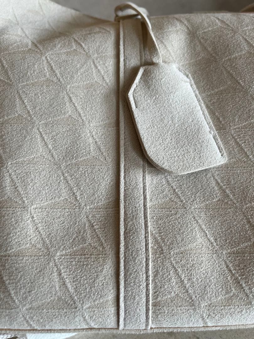 ESTIVANTスエード トートバッグスモール /オフホワイト