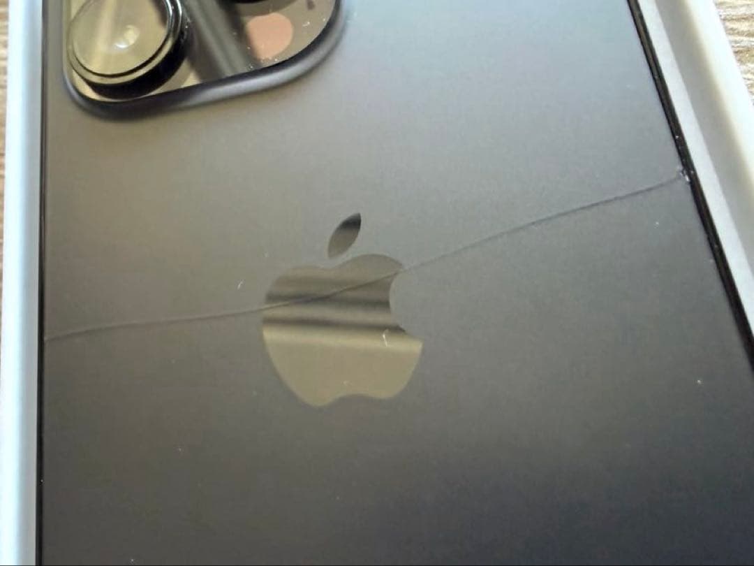 Apple iPhone 14 Pro スペースブラック512GB 背面割れ