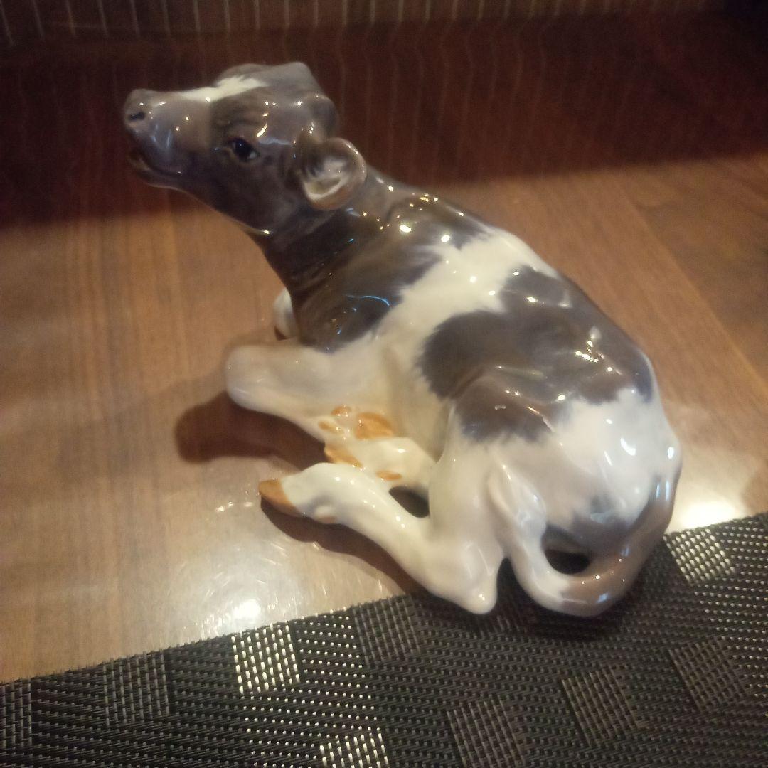 [良好品]ロイヤルコッペンハーゲン　牛の置物