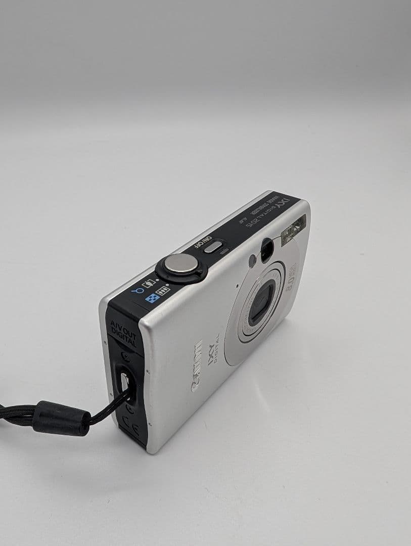 Canon IXY DIGITAL 20 IS デジカメ キャノン シルバー