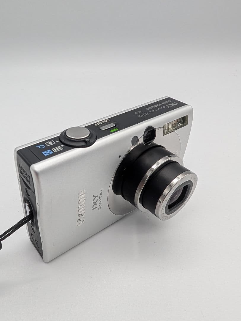 Canon IXY DIGITAL 20 IS デジカメ キャノン シルバー