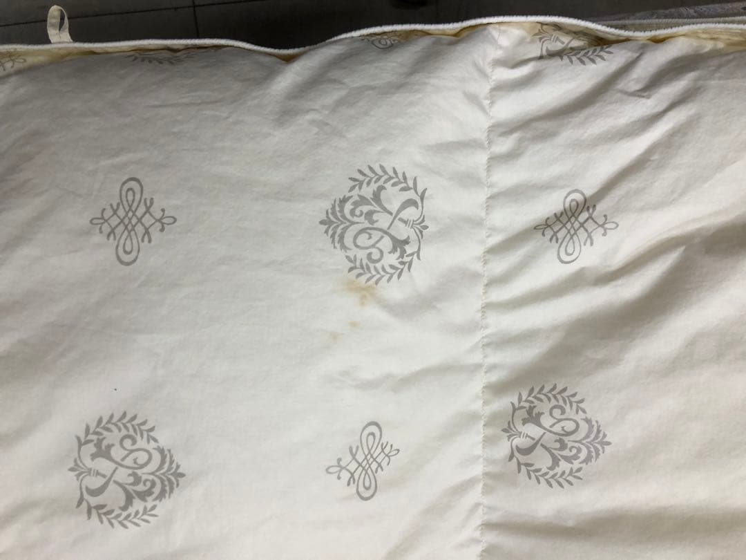 羽毛掛け布団　ダブルサイズ